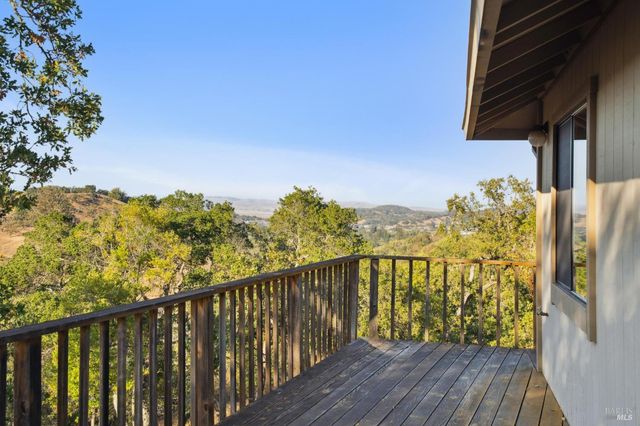 $2,095,000 | 500 Canyon Road, Novato, CA 94947
