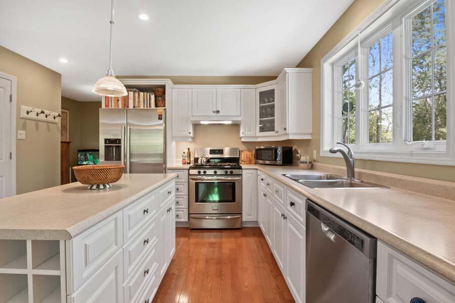 521 Harwich Road Brewster, MA 02631 - Photo 14 of 29 20230522131112215223000000-o