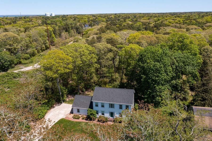 521 Harwich Road Brewster, MA 02631 - Photo 2 of 29 20230522131324289409000000-o