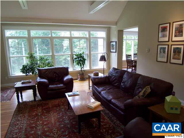 1356 Secretarys Road Charlottesville, VA 22902 - Photo 40 of 45 Living room