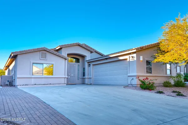 $625,000 | 844 South Deer Meadow Loop, Tucson, AZ 85745