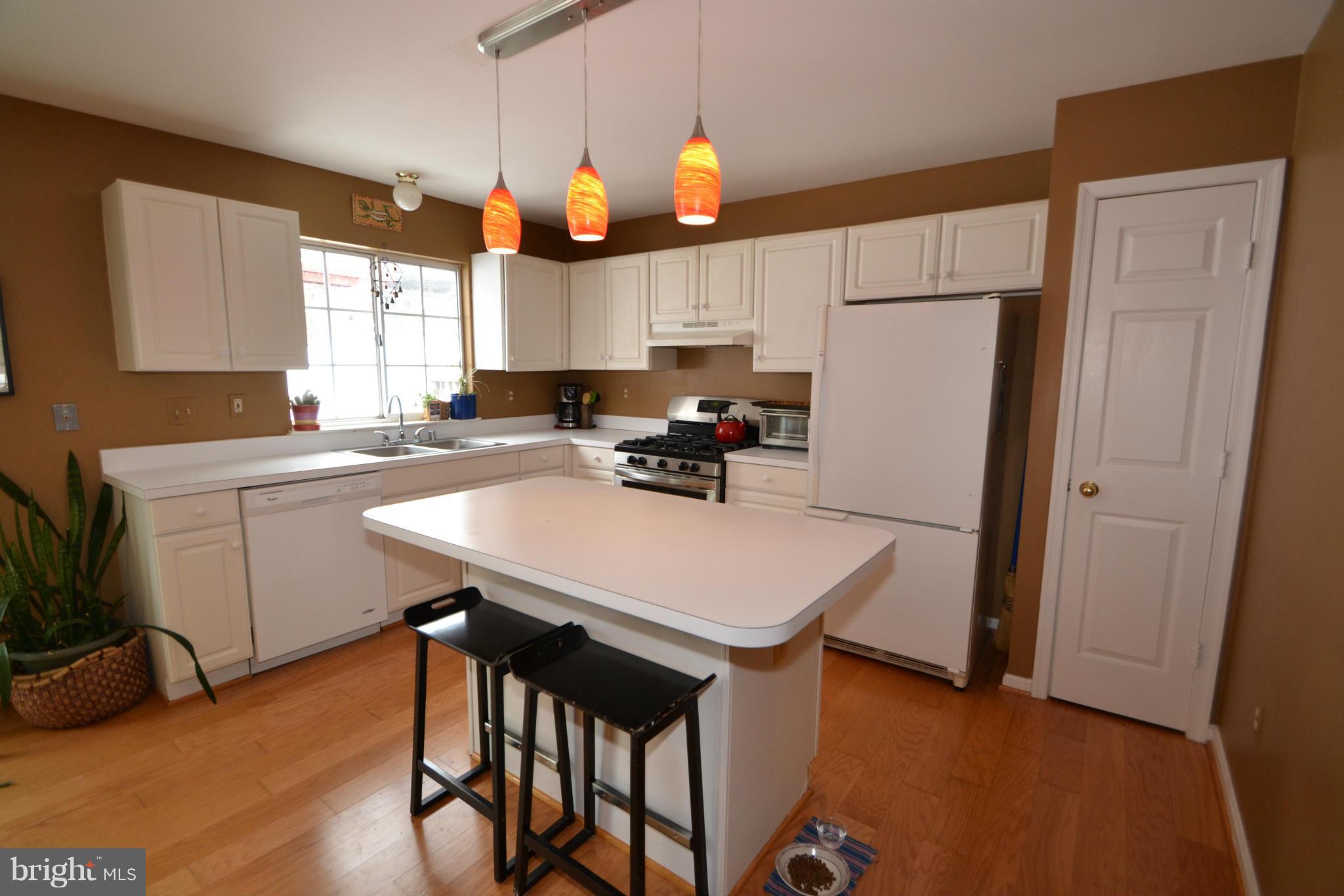 10931 Baskerville Road Reisterstown, MD 21136 - Photo 3 of 22 Kitchen