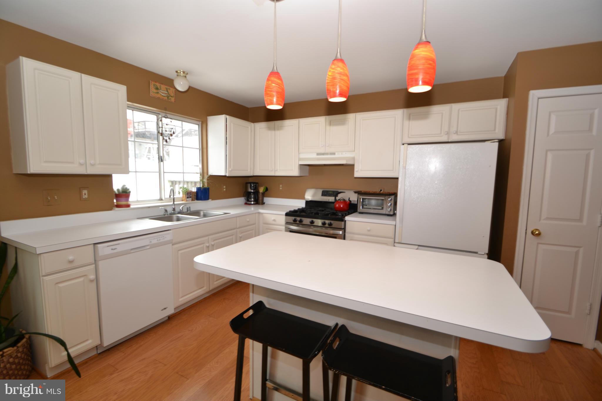 10931 Baskerville Road Reisterstown, MD 21136 - Photo 5 of 22 Kitchen