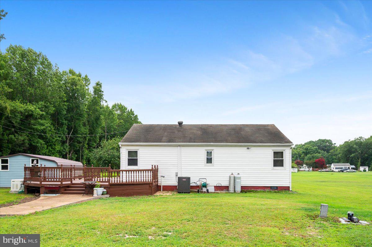 141 Raintree Lane Reedville, VA 22539 - Photo 51 of 86 Charming home with spacious yard.