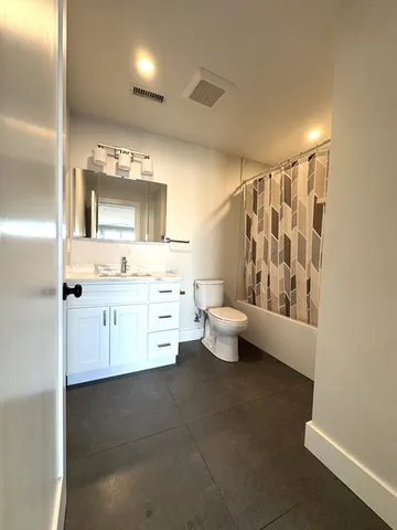 $3,500 | 39 Rich Street, Unit 2, Everett, MA 02149