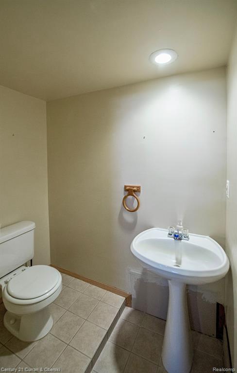 24049 Greenhill Road, Unit 109 Warren, MI 48091 - Photo 14 of 20 Gallery Image 14