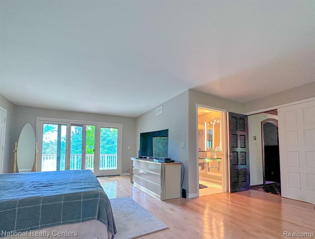 2300 Lake George Road Leonard, MI 48367 - Photo 8 of 21
