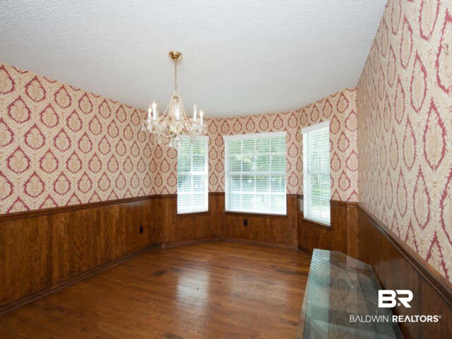 18700 East River Road South Silverhill, AL 36576 - Photo 12 of 32 Formal dining for large gatherings