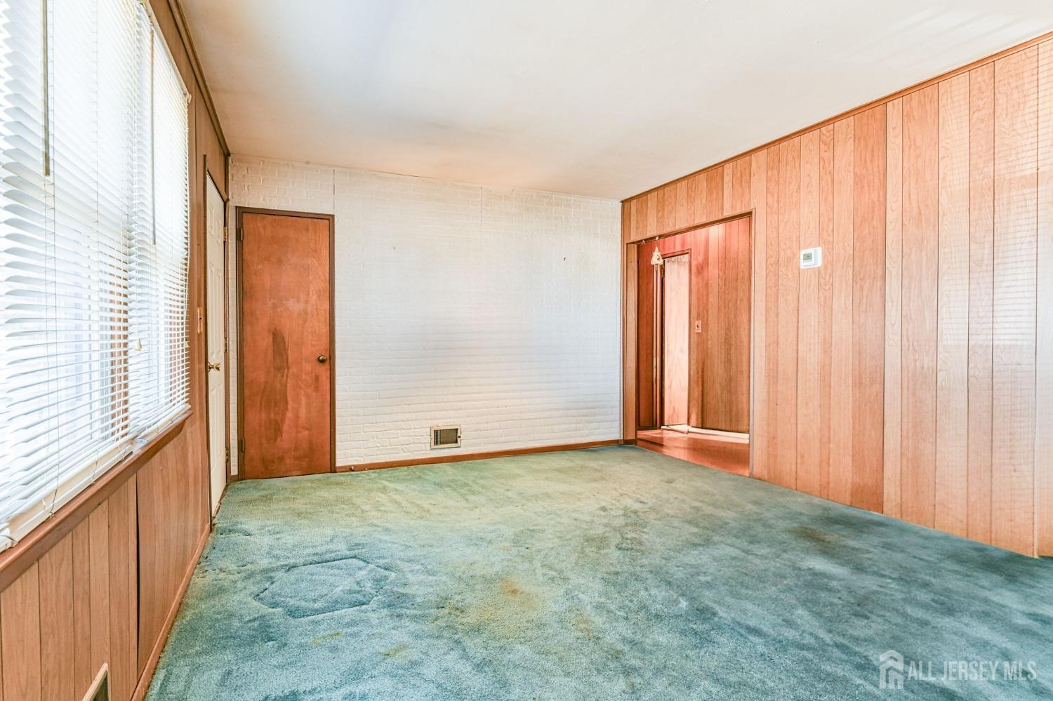 109 Milltown Road East Brunswick, NJ 08816 - Photo 12 of 41 Gallery Image 12