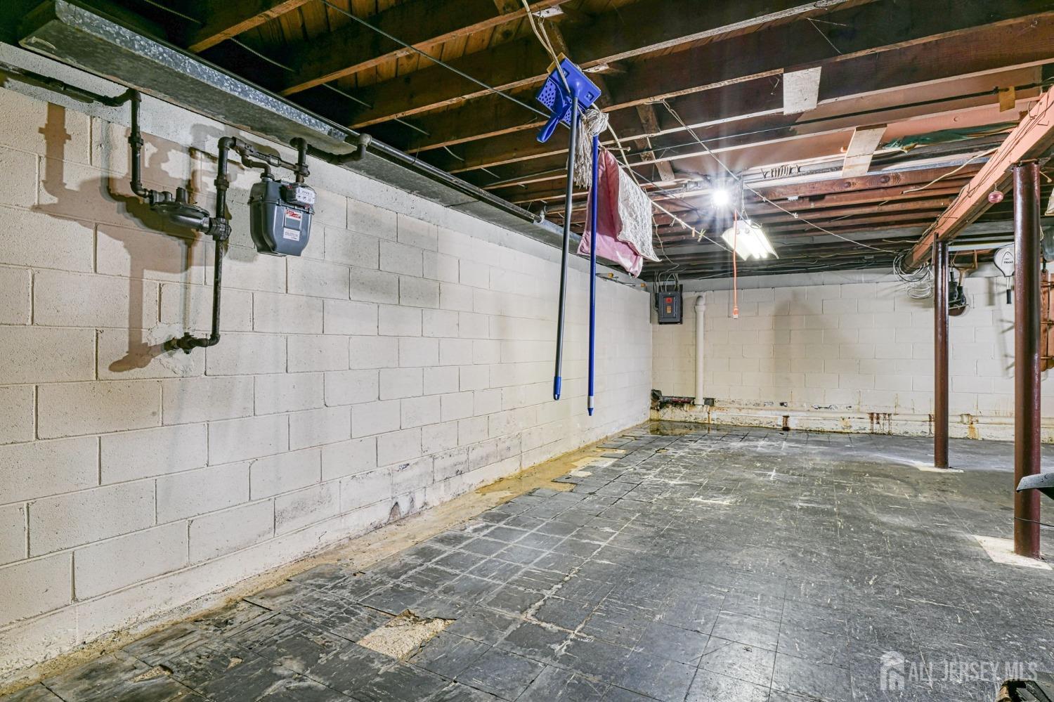 109 Milltown Road East Brunswick, NJ 08816 - Photo 36 of 41 Gallery Image 36