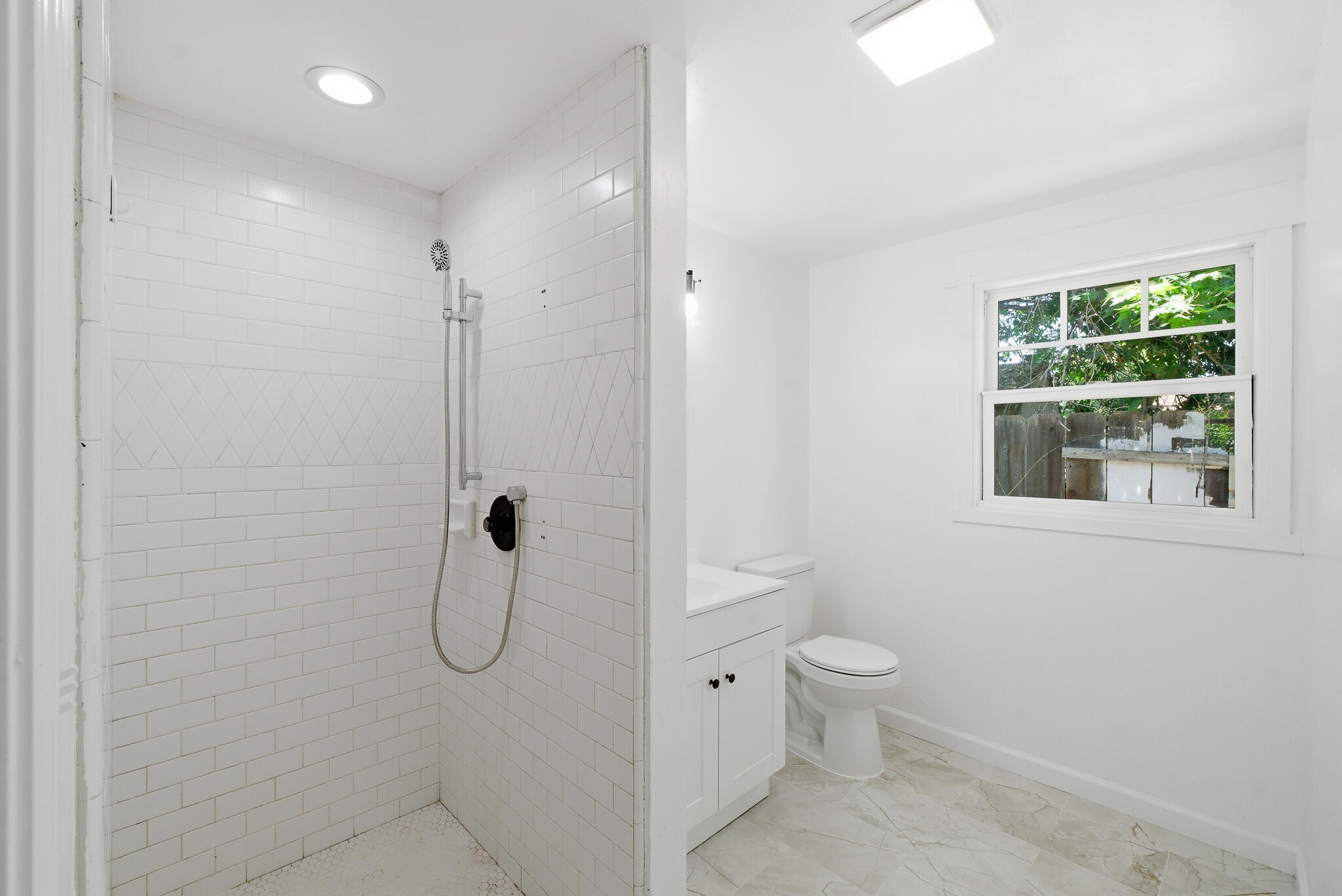 313 C Street Exeter, CA 93221 - Photo 21 of 28