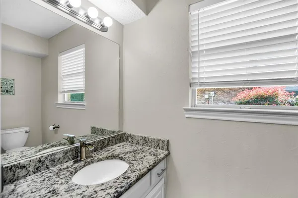 $2,800 | 5902 Fawn Valley Lane, Rowlett, TX 75089