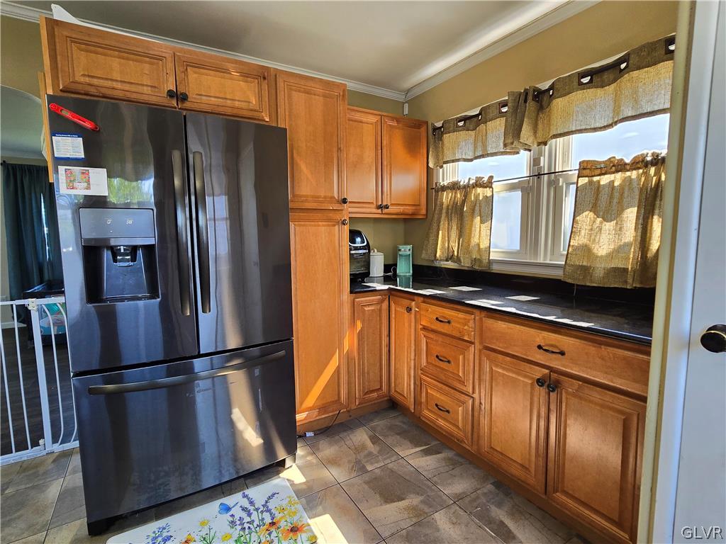 2023 Ridgelawn Avenue Bethlehem, PA 18018 - Photo 9 of 20 Gallery Image 9