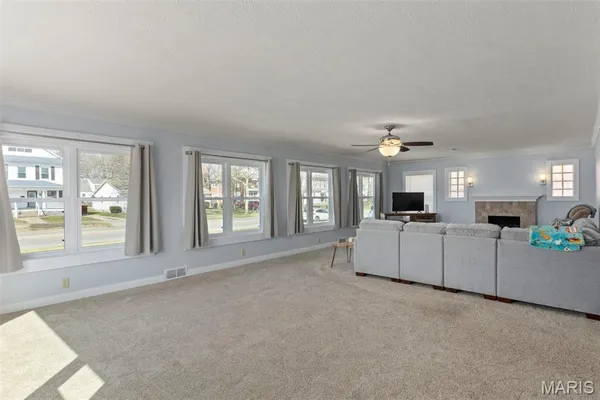 $179,900 | 804 North State Street, Litchfield, IL 62056