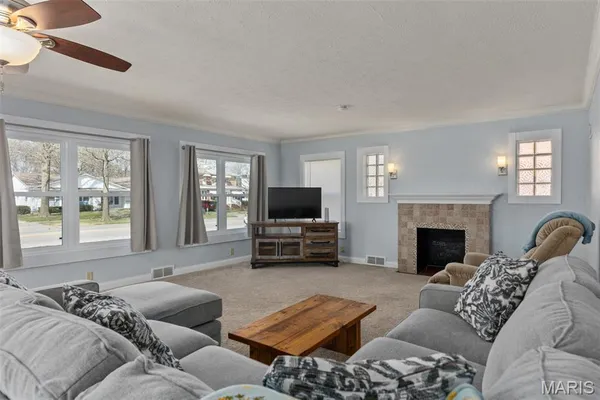 $179,900 | 804 North State Street, Litchfield, IL 62056