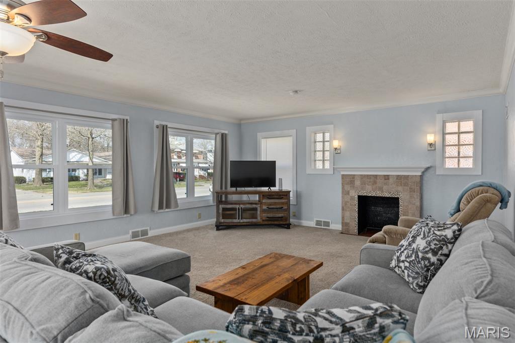 804 North State Street Litchfield, IL 62056 - Photo 6 of 31