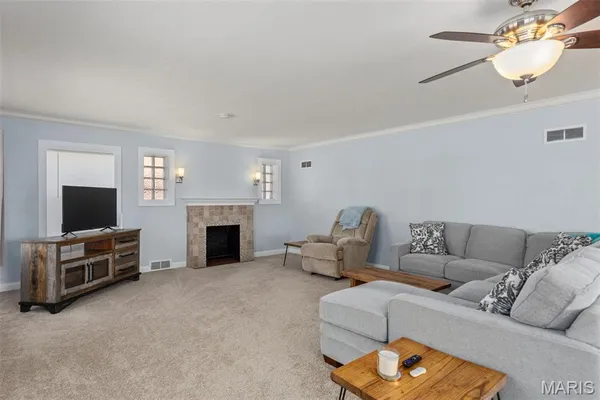$179,900 | 804 North State Street, Litchfield, IL 62056