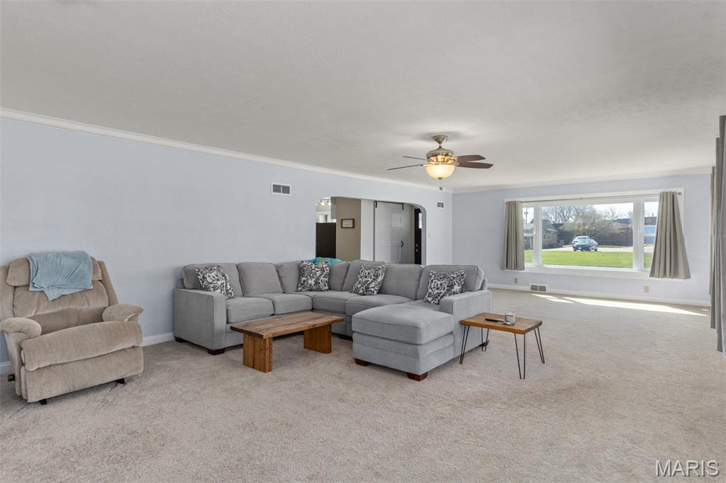 804 North State Street Litchfield, IL 62056 - Photo 9 of 31