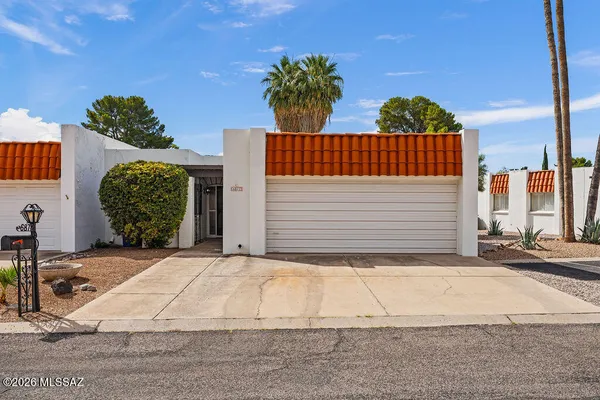 $378,880 | 6872 East Calle De Oro, Tucson, AZ 85715