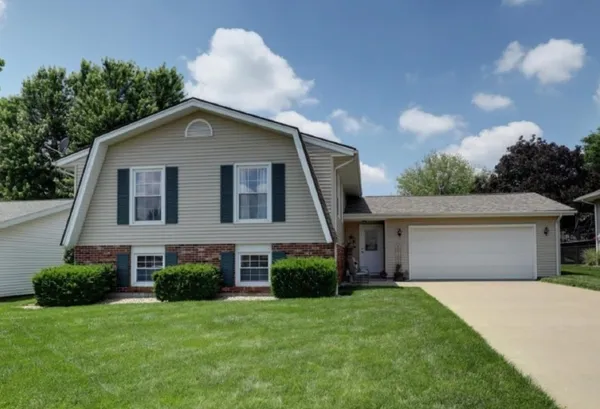 $289,900 | 518 South 43rd Street, Quincy, IL 62305