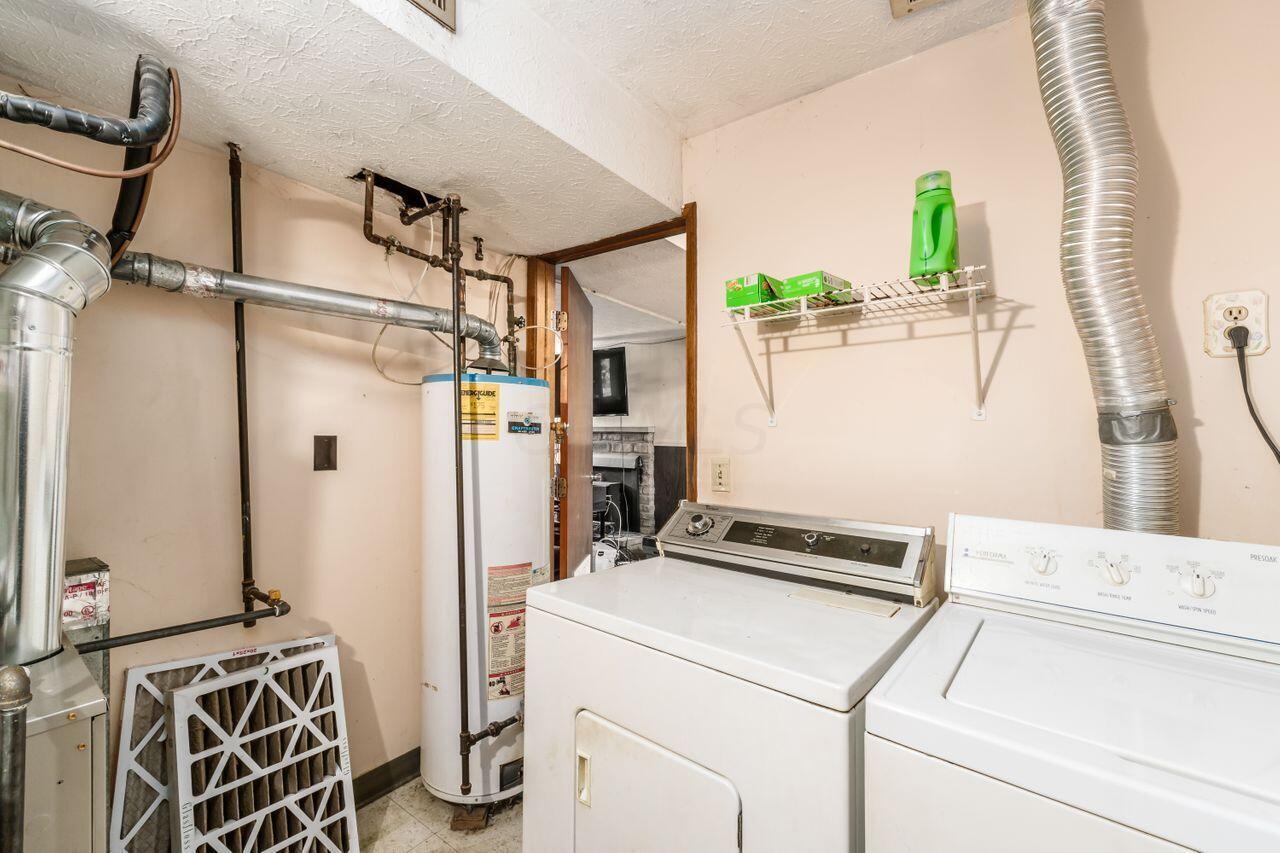 6507 Bartlett Road Reynoldsburg, OH 43068 - Photo 21 of 24 S_-_6507_Bartlett_Ct_-_069