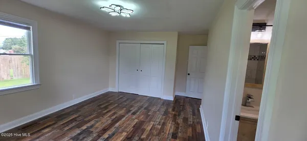 $250,000 | 225 North Church Street, Conway, NC 27820