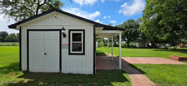 $275,000 | 225 North Church Street, Conway, NC 27820