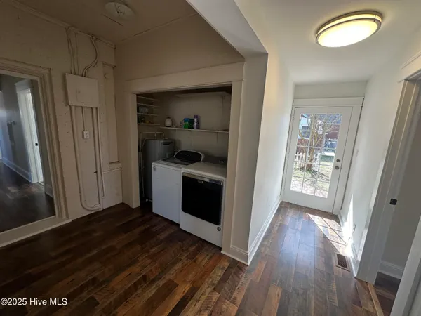 $250,000 | 225 North Church Street, Conway, NC 27820