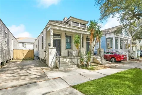 $269,000 | 3935-37 Banks Street, New Orleans, LA 70119