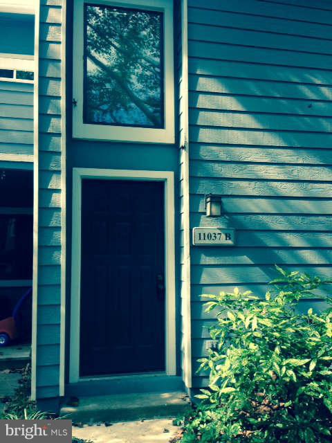 11037 Villaridge Court, Unit B Reston, VA 20191 - Photo 1 of 4 Exterior (Front)