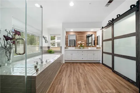 $2,195,000 | 5919 County Oak Road, Woodland Hills, CA 91367