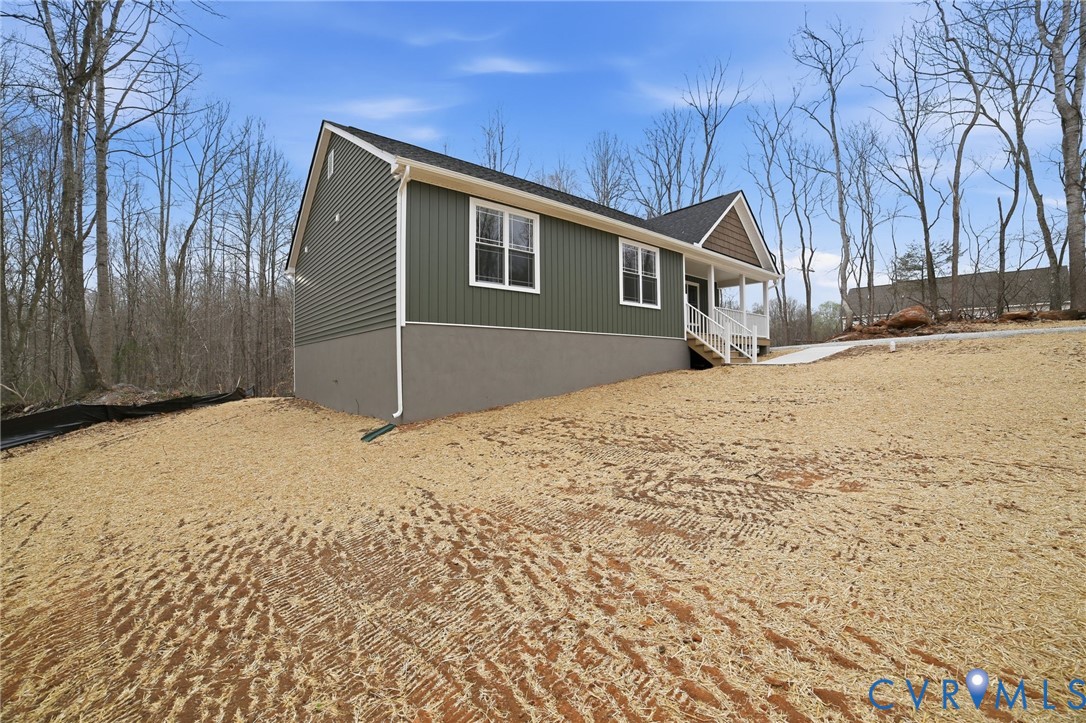 595 New Anna Road Mineral, VA 23117 - Photo 7 of 35