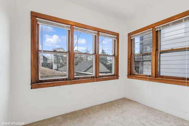 $1,140,000 | 2451 North Campbell Avenue, Chicago, IL 60647