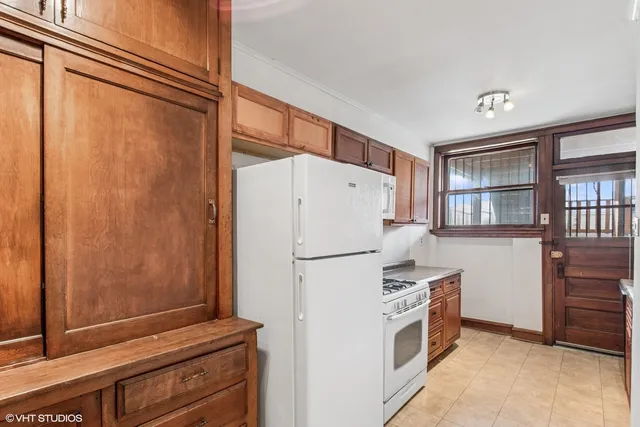 $1,140,000 | 2451 North Campbell Avenue, Chicago, IL 60647