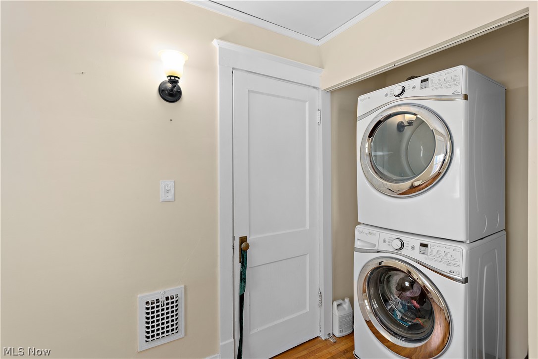2937 Edgehill Road Cleveland, OH 44118 - Photo 27 of 32 Gallery Image 27