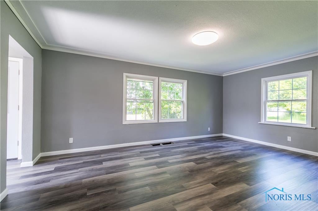 2265 Pickle Road Oregon, OH 43616 - Photo 30 of 33 Gallery Image 30