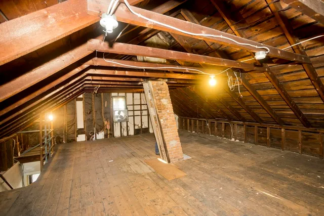 $265,000 | 115 Thompson Street, Springfield, MA 01109