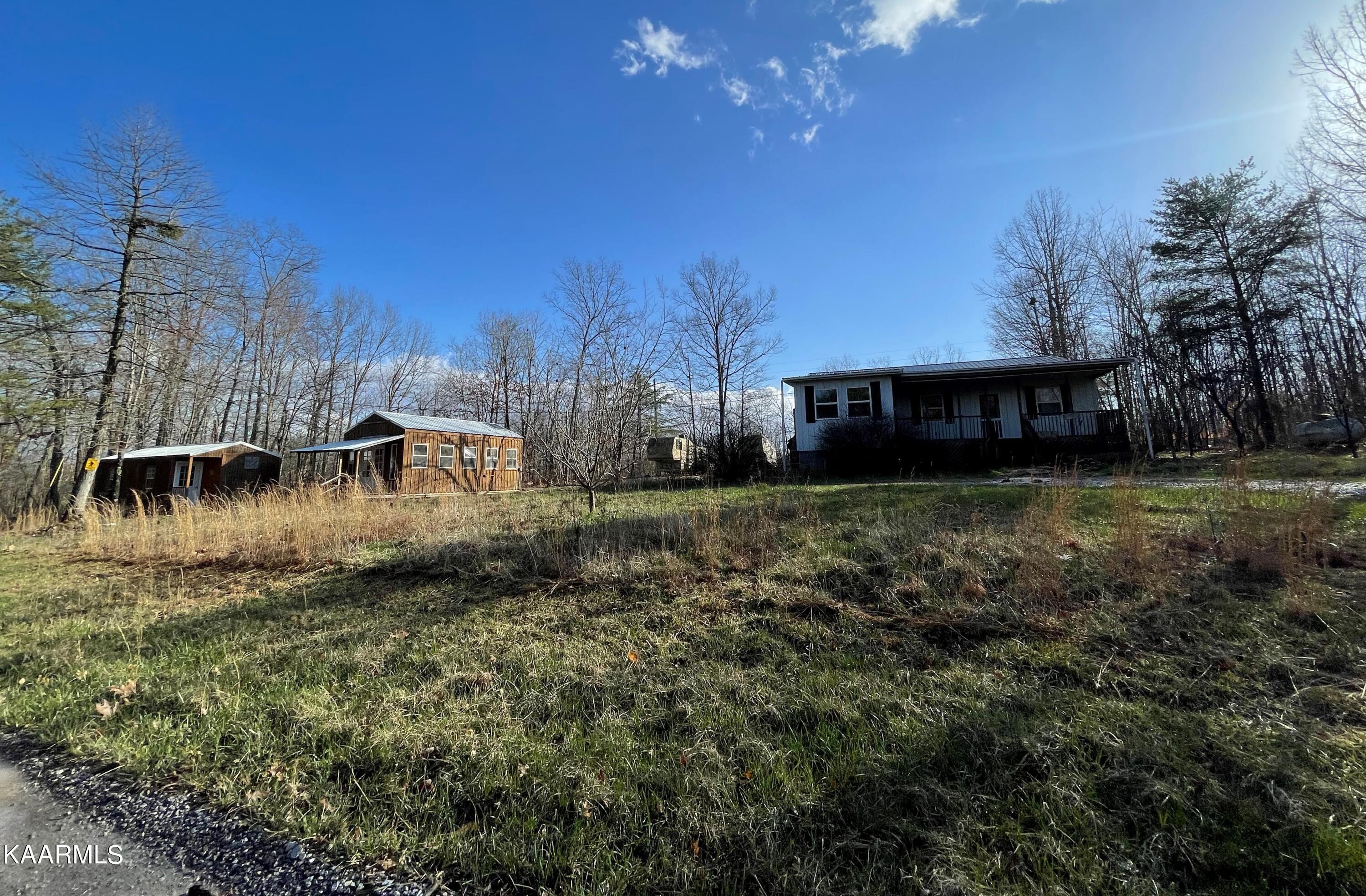 470 Poplar Road Pikeville, TN 37367 - Photo 4 of 27 IMG_6098