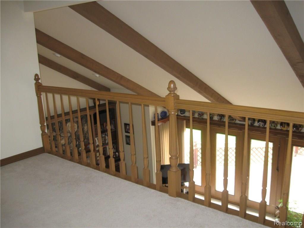 2437 Munster Road Rochester Hills, MI 48309 - Photo 10 of 47