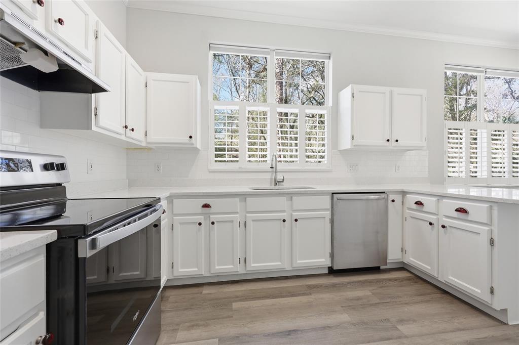 10067 Southwest 52nd Road Gainesville, FL 32608 - Photo 12 of 42