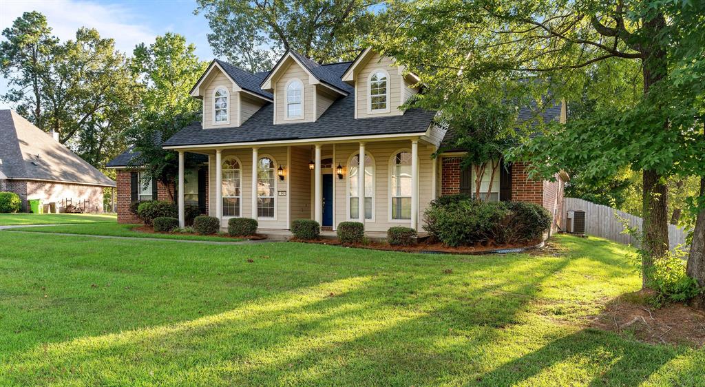 1940 Honeytree Trail Haughton, LA 71037 - Photo 3 of 21 a front view of a house with a yard