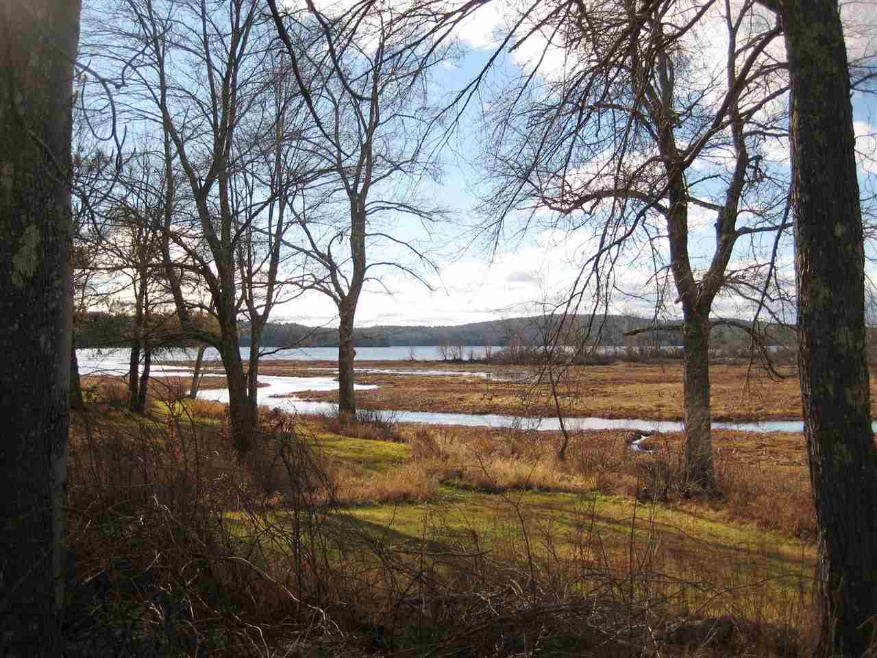 41 Chester Road Auburn, NH 03032 - Photo 3 of 24