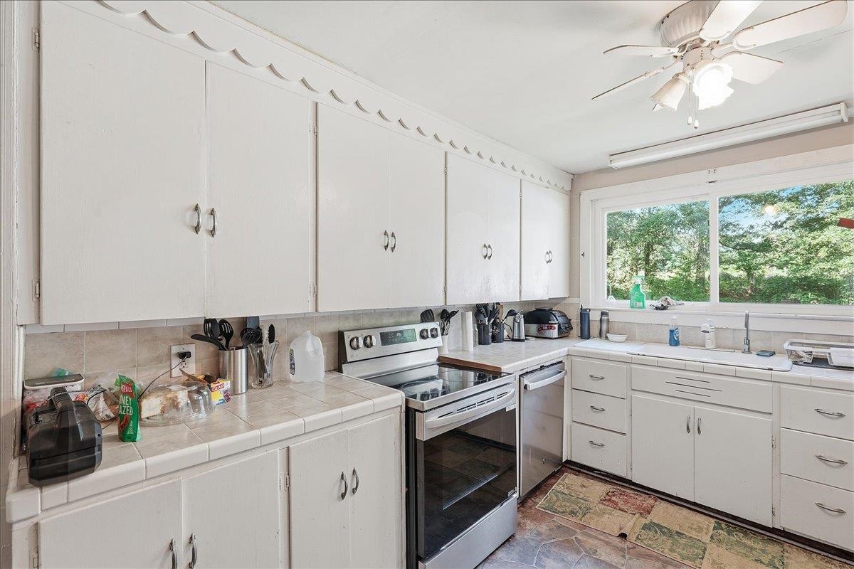 2060 Highway 418 Pelzer, SC 29669 - Photo 8 of 28
