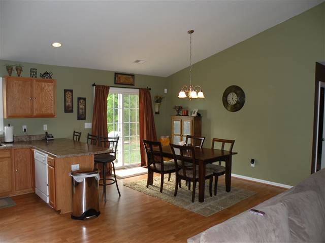 105 Hartman Road Greer, SC 29651 - Photo 3 of 11