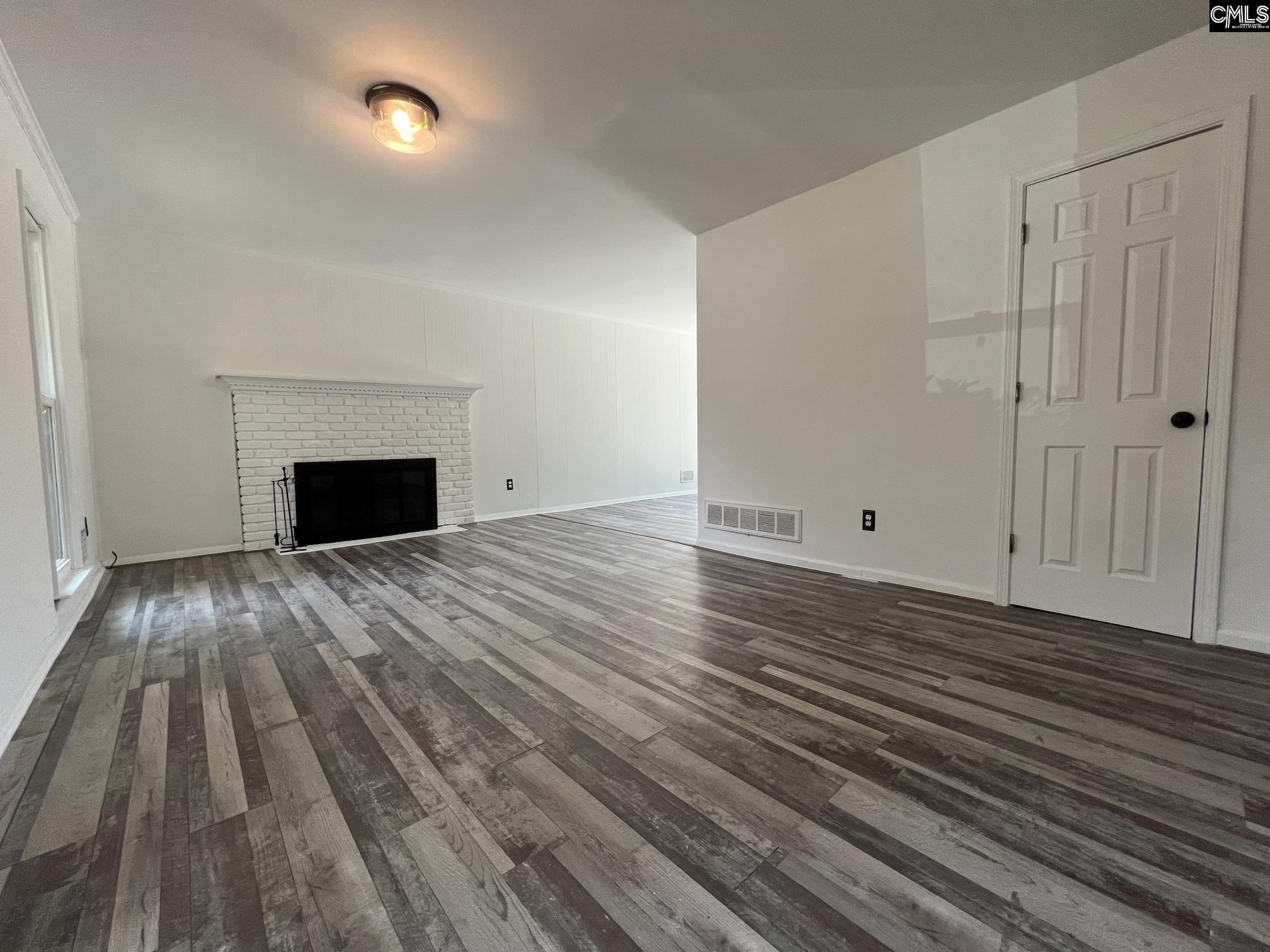 124 Aylesbury Road Irmo, SC 29063 - Photo 4 of 37