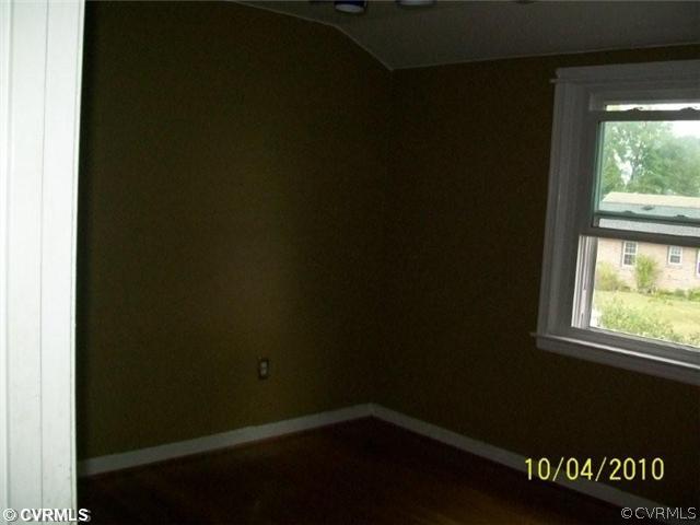918 Williamsburg Road Colonial Heights, VA 23834 - Photo 6 of 6 a view of a small space