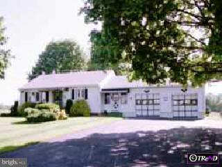 70 Merrick Road Trenton, NJ 08691 - Photo 1 of 1