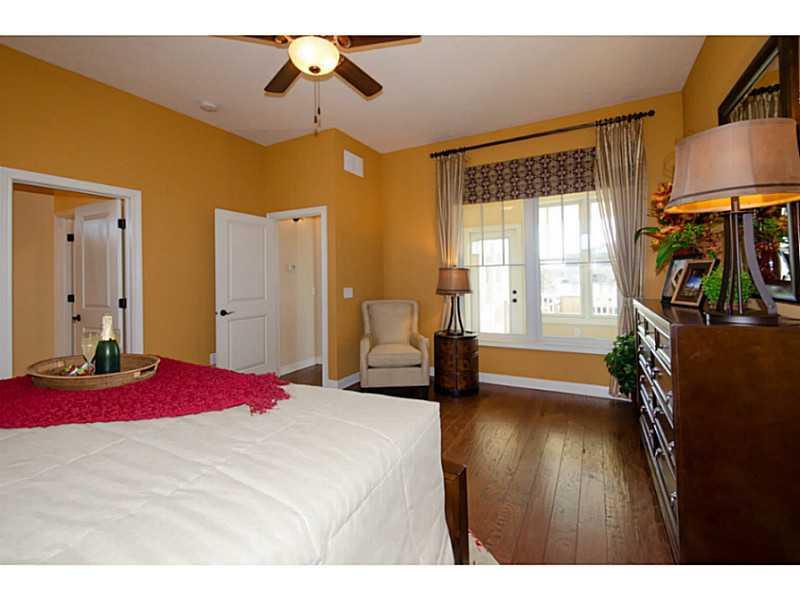 12630 Rhett Street Carmel, IN 46032 - Photo 12 of 23 Gallery Image 12