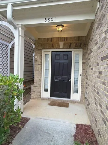 $2,290 | 5801 Peltier Trace, Norcross, GA 30093