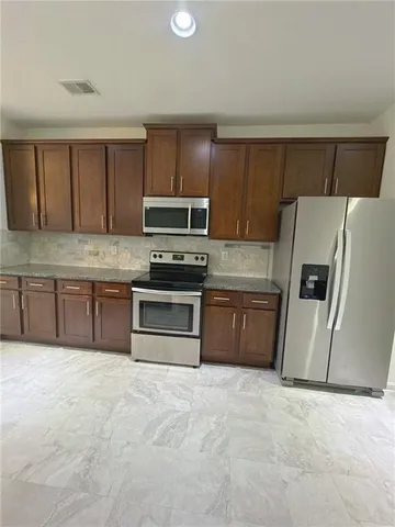 $2,290 | 5801 Peltier Trace, Norcross, GA 30093